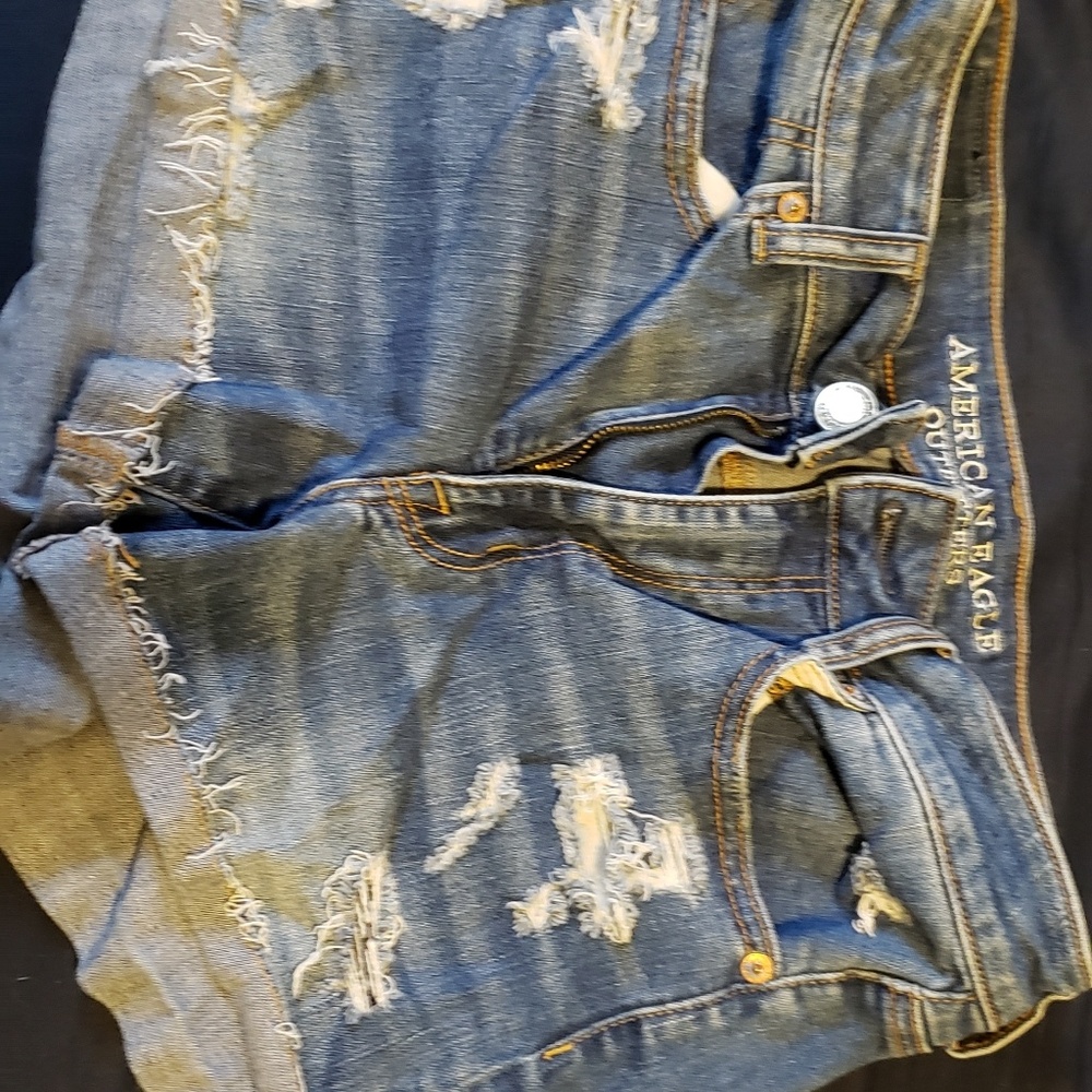 AE Jean short